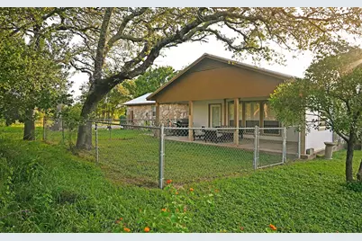 101 Stadium View Dr, Marble Falls, TX 78654 - Photo 26