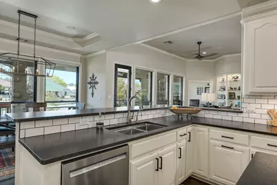 3012 Driftwood Ln Lane, Horseshoe Bay, TX 78657 - Photo 10