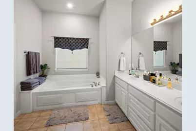 5900 W Fm 2147  #106, Horseshoe Bay, TX 78657 - Photo 20