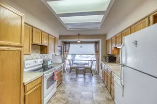 117 Lost Spur, Horseshoe Bay, TX 78657 - Photo 12