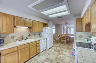 117 Lost Spur, Horseshoe Bay, TX 78657 - Photo 14