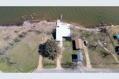 303 Lakeshore Loop, Tow, TX 78672 - Photo 2