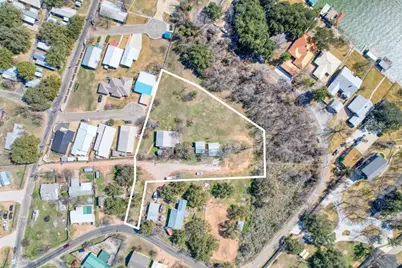 554 Barnett Street, Kingsland, TX 78639 - Photo 2