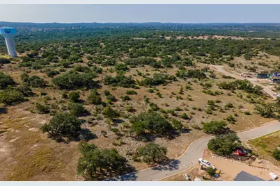 205 Nattie Woods, Horseshoe Bay, TX 78657 - Photo 4