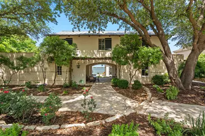 110 Applehead Island Drive, Horseshoe Bay, TX 78657 - Photo 16