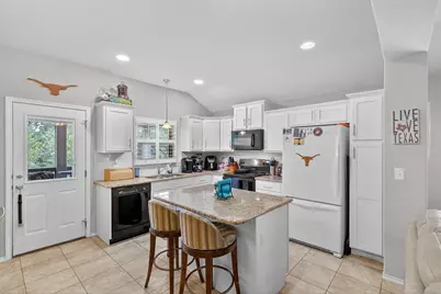 1311 Primrose Lane, Marble Falls, TX 78654 - Photo 8