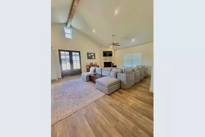 603 E Ellis Street, Llano, TX 78643 - Photo 4