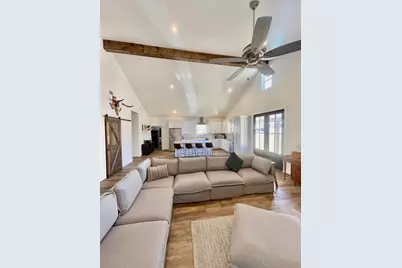 603 E Ellis Street, Llano, TX 78643 - Photo 8