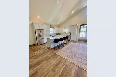 603 E Ellis Street, Llano, TX 78643 - Photo 6