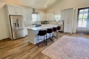 603 E Ellis St, Llano, TX 78643 - Photo 6