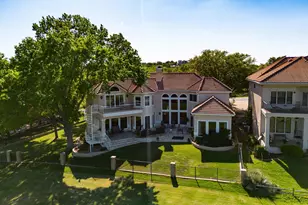 1015 Mountain Leather, Horseshoe Bay, TX 78657 - Photo 2