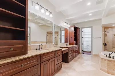 101 Blanco Court, Horseshoe Bay, TX 78657 - Photo 14