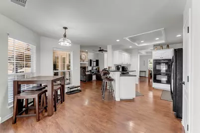 185 Broadmoor St, Meadowlakes, TX 78654 - Photo 12