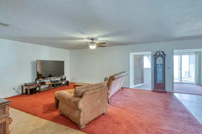 508 W Lakecrest, Bluffton, TX 78607 - Photo 6