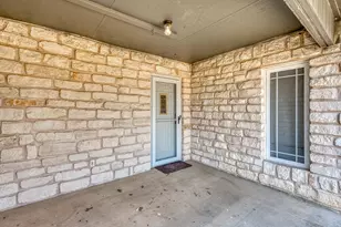 508 W Lakecrest, Bluffton, TX 78607 - Photo 4