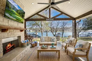 1001 Lakeshore Dr, Marble Falls, TX 78654 - Photo 6