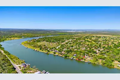 1001 Lakeshore Dr, Marble Falls, TX 78654 - Photo 38