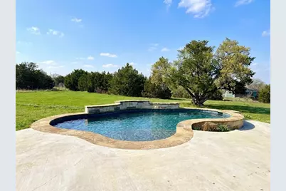 124 Sunrise Circle, Liberty Hill, TX 78642 - Photo 18