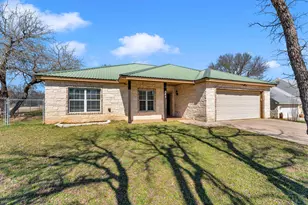 145 Chaumont St St, Kingsland, TX 78639 - Photo 2