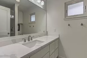 507 Mountain Dr, Horseshoe Bay, TX 78657 - Photo 14