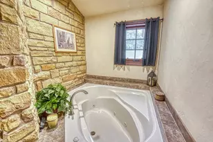 609 Hi Stirrup, Horseshoe Bay, TX 78657 - Photo 18