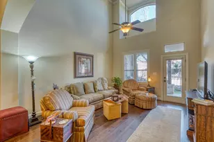 302 Enclave Cir, Horseshoe Bay, TX 78657 - Photo 8