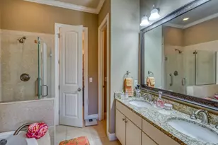 302 Enclave Cir, Horseshoe Bay, TX 78657 - Photo 16