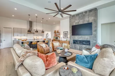 202 Azalea Loop, Horseshoe Bay, TX 78657 - Photo 8