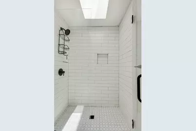 402 Lost Echo #4, Horseshoe Bay, TX 78657 - Photo 12