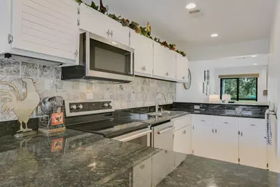 402 Lost Echo #4, Horseshoe Bay, TX 78657 - Photo 6