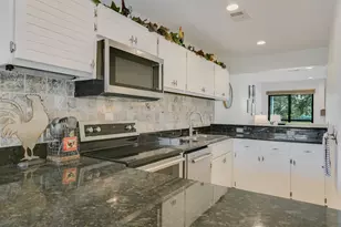 402 Lost Echo, Horseshoe Bay, TX 78657 - Photo 6