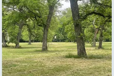 708 W Gunter Street, San Saba, TX 76871 - Photo 14