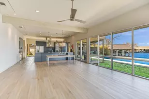 317 Scenic Dr, Horseshoe Bay, TX 78657 - Photo 10