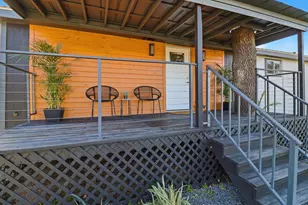 728 Driftwood Ln, Cottonwood Shores, TX 78657 - Photo 2