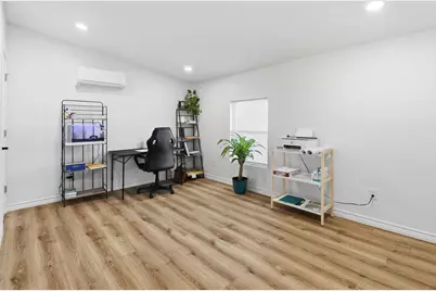 728 Driftwood Ln, Cottonwood Shores, TX 78657 - Photo 16