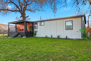 728 Driftwood Ln, Cottonwood Shores, TX 78657 - Photo 20