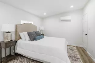 728 Driftwood Ln, Cottonwood Shores, TX 78657 - Photo 14