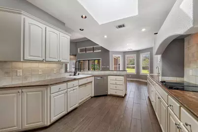 317 Short Circuit, Horseshoe Bay, TX 78657 - Photo 12