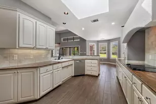 317 Short Circuit, Horseshoe Bay, TX 78657 - Photo 12