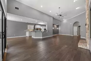 317 Short Circuit, Horseshoe Bay, TX 78657 - Photo 6