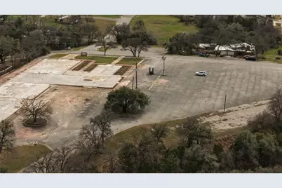 501 12th Street, Marble Falls, TX 78654 - Photo 2