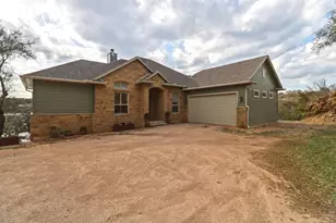 320 Park Ln, Burnet, TX 78611 - Photo 2
