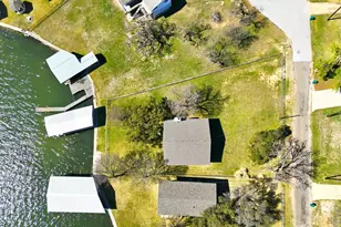 504 Cedarhill Dr, Granite Shoals, TX 78654 - Photo 2