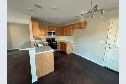 1710 E Avenue J, Lampasas, TX 76550 - Photo 12