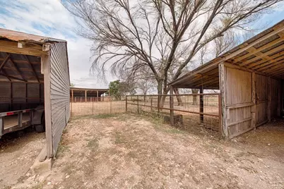 7400 Hwy 27, Out of Area, TX 78013 - Photo 14