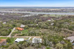 405 Taylor Dr, Marble Falls, TX 78657 - Photo 28
