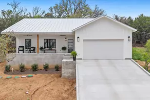 405 Taylor Dr, Marble Falls, TX 78657 - Photo 2