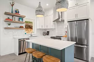 405 Taylor Dr, Horseshoe Bay, TX 78657 - Photo 8