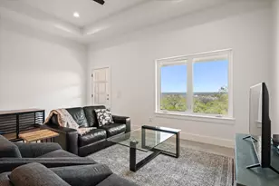 405 Taylor Dr, Marble Falls, TX 78657 - Photo 6