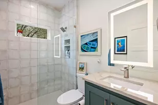 405 Taylor Dr, Horseshoe Bay, TX 78657 - Photo 18